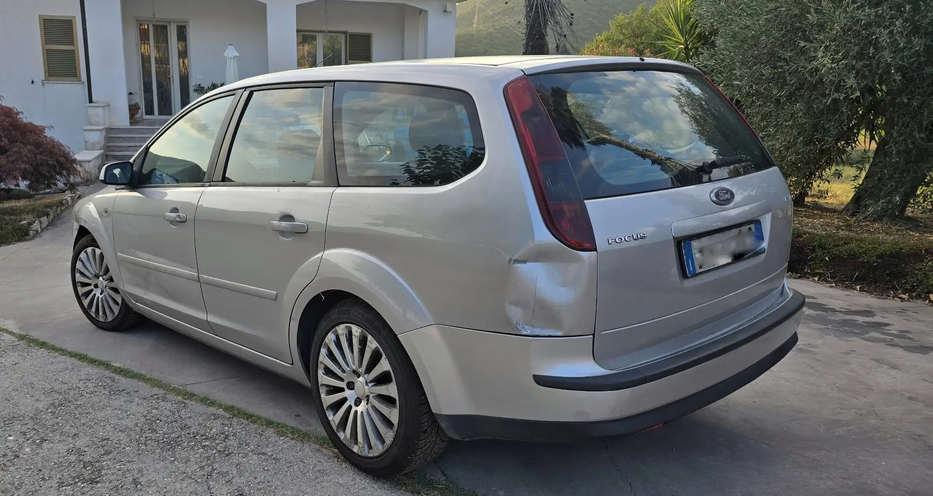 Ford Focus Style Wagon 1.6 tdci LE 90cv - 1