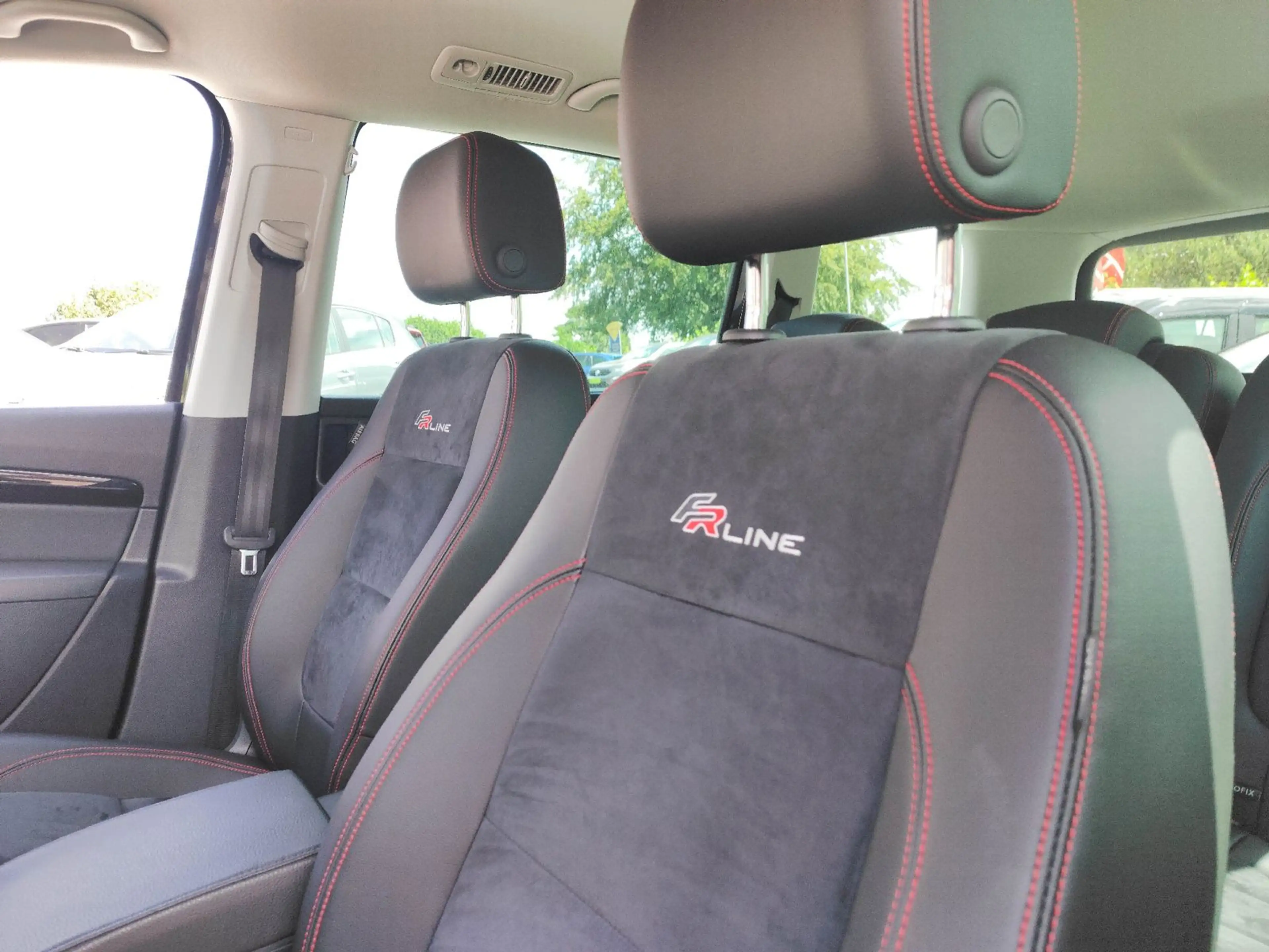 SEAT Alhambra FR-Line *XENON*NAVI*CARPLAY* — photo 15