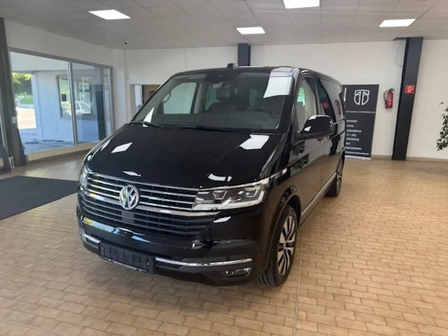 Volkswagen T6.1 Multivan Multivan Cruise FWD 199PS *3,99% / Rate: 439€ Schwarz - 2
