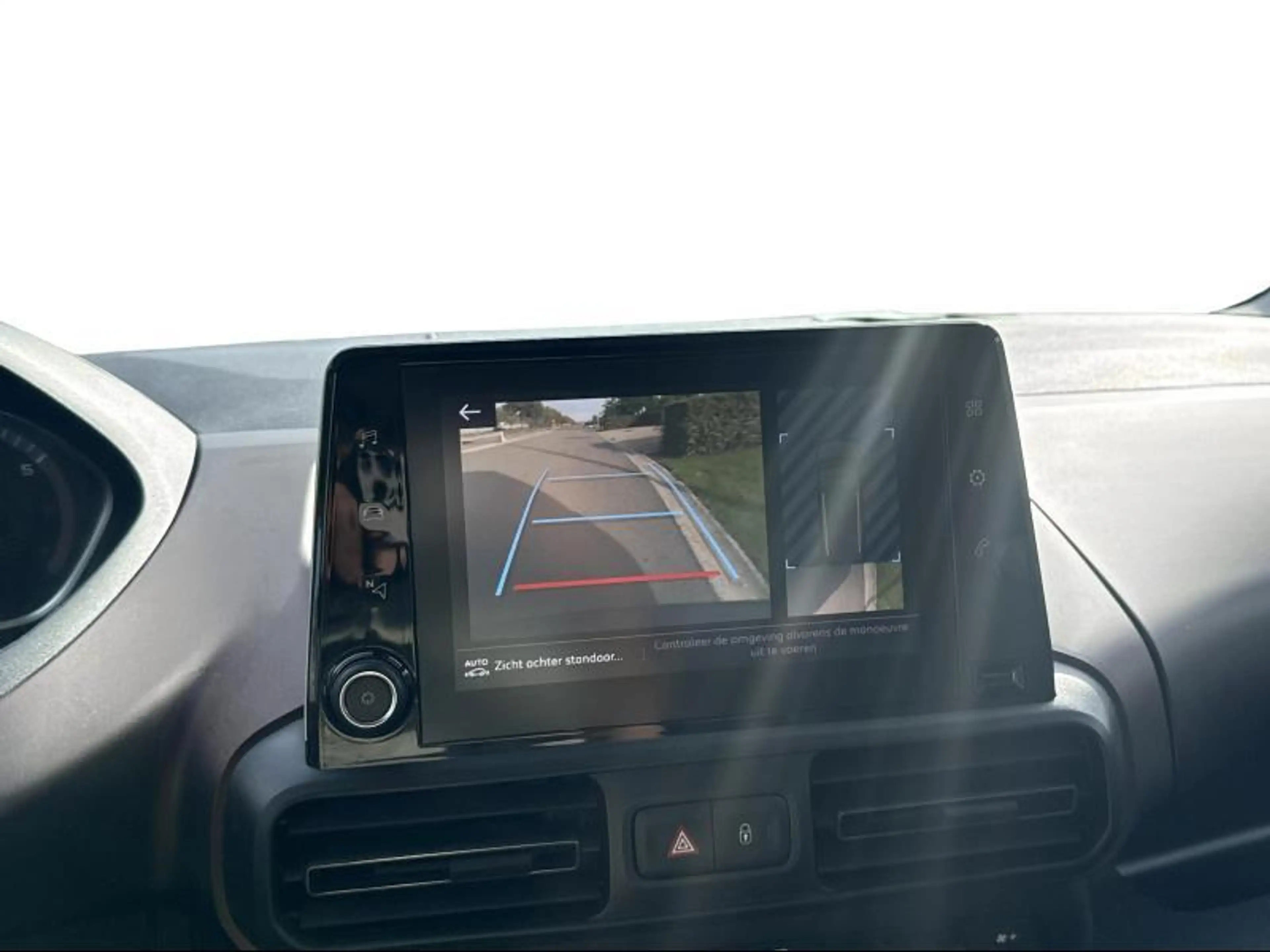 Peugeot Rifter L2 1.2 PT 130 EAT8 GT Line — photo 13
