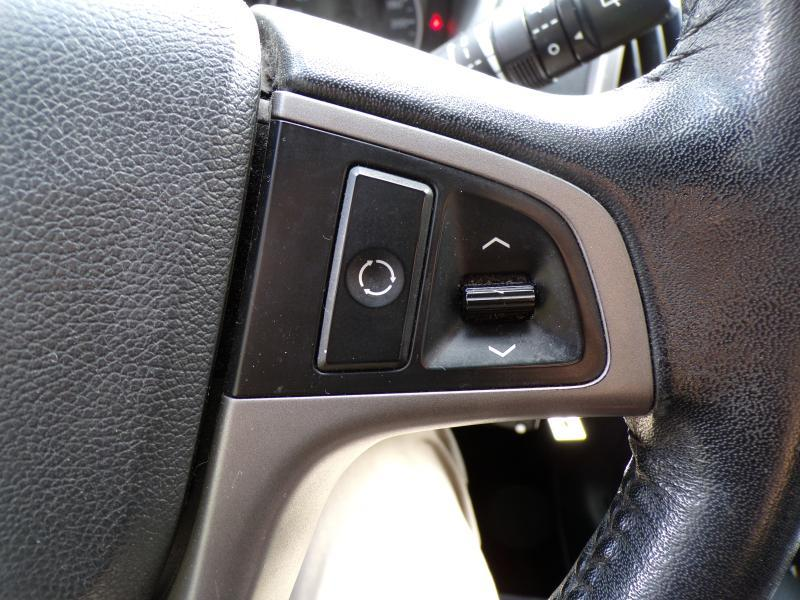 Hyundai i20 1.2 84cv Blanc 06/13 Airco Radio CD USB — photo 13