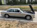 Jaguar XJ8 XJ 4.0 Executive Argent - thumbnail 2