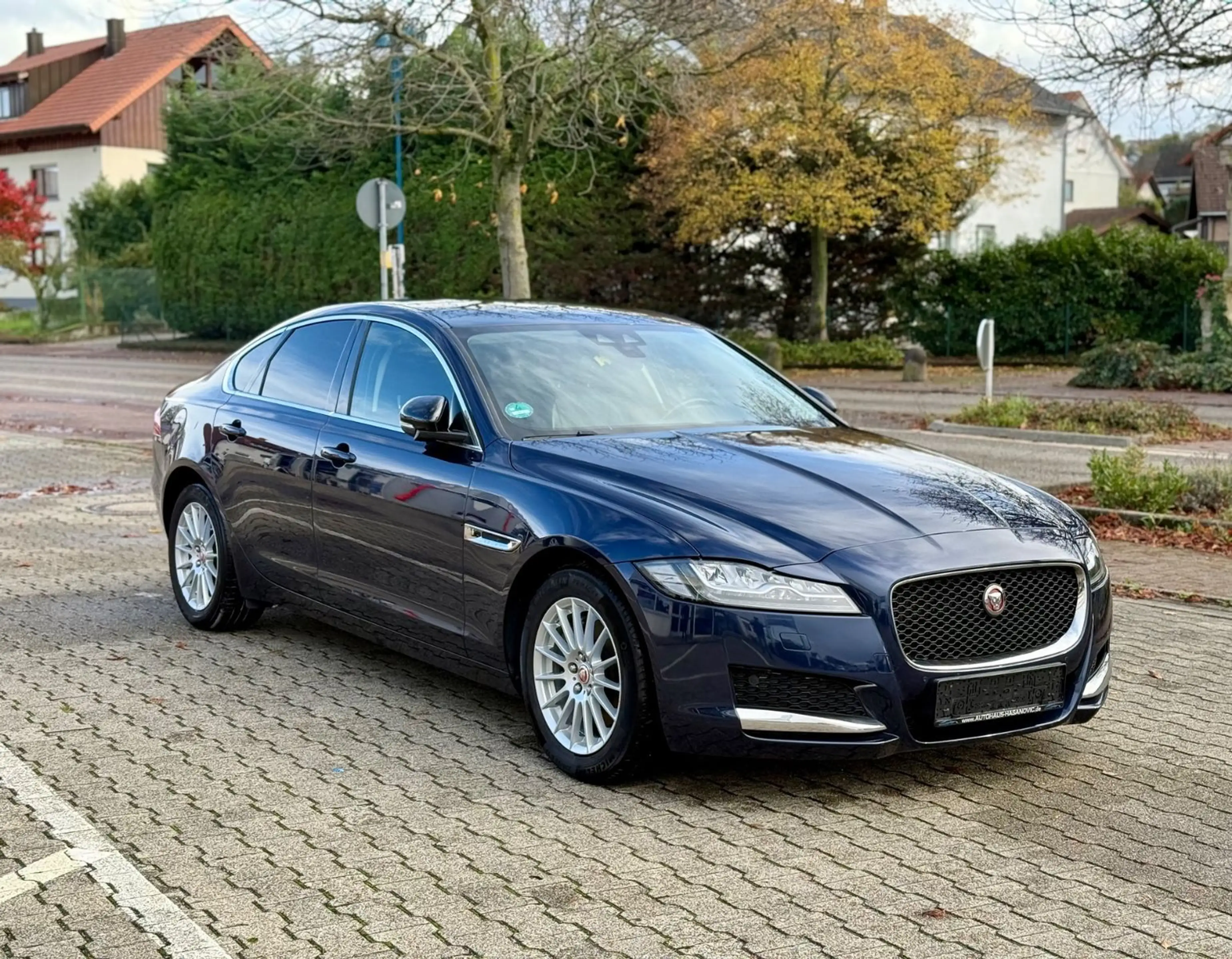 Jaguar XF Prestige 25d — photo 3