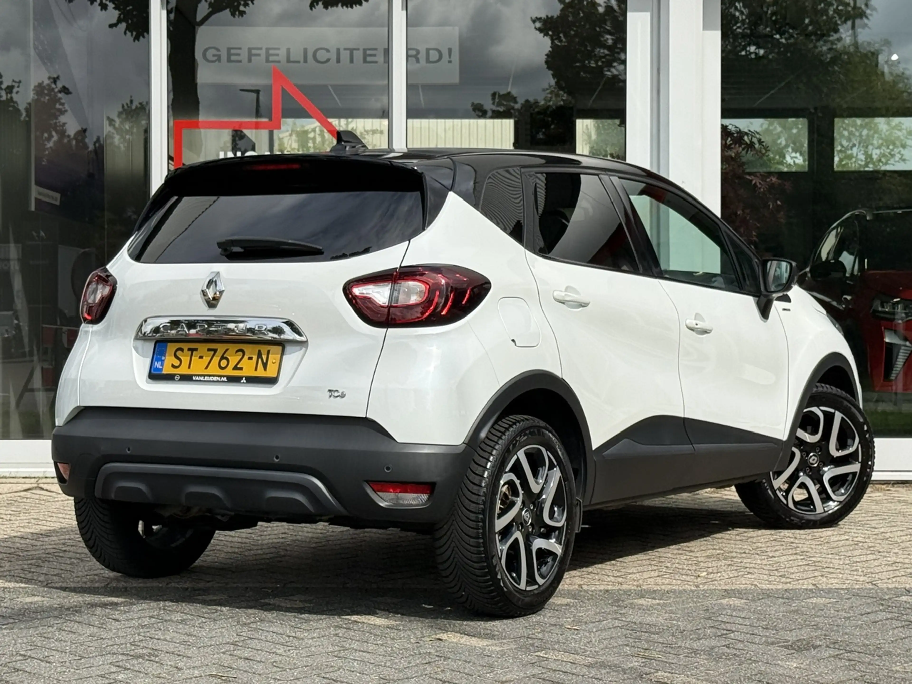 Renault Captur TCe 120pk Bose | Panoramadak | Navigatie | Camera — photo 3