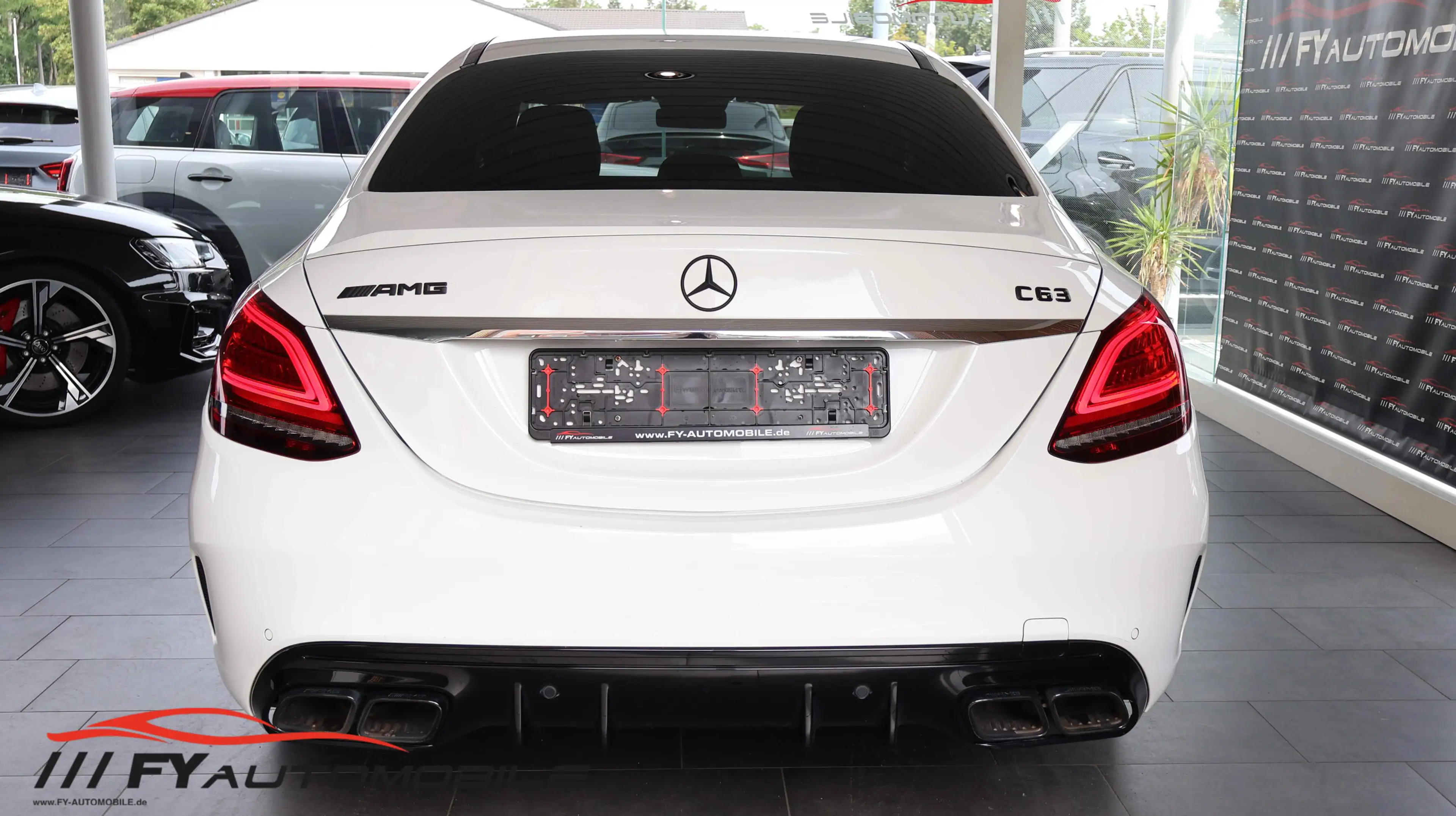 Mercedes-Benz C 63 AMG C 63 AMG (205.086) — photo 5