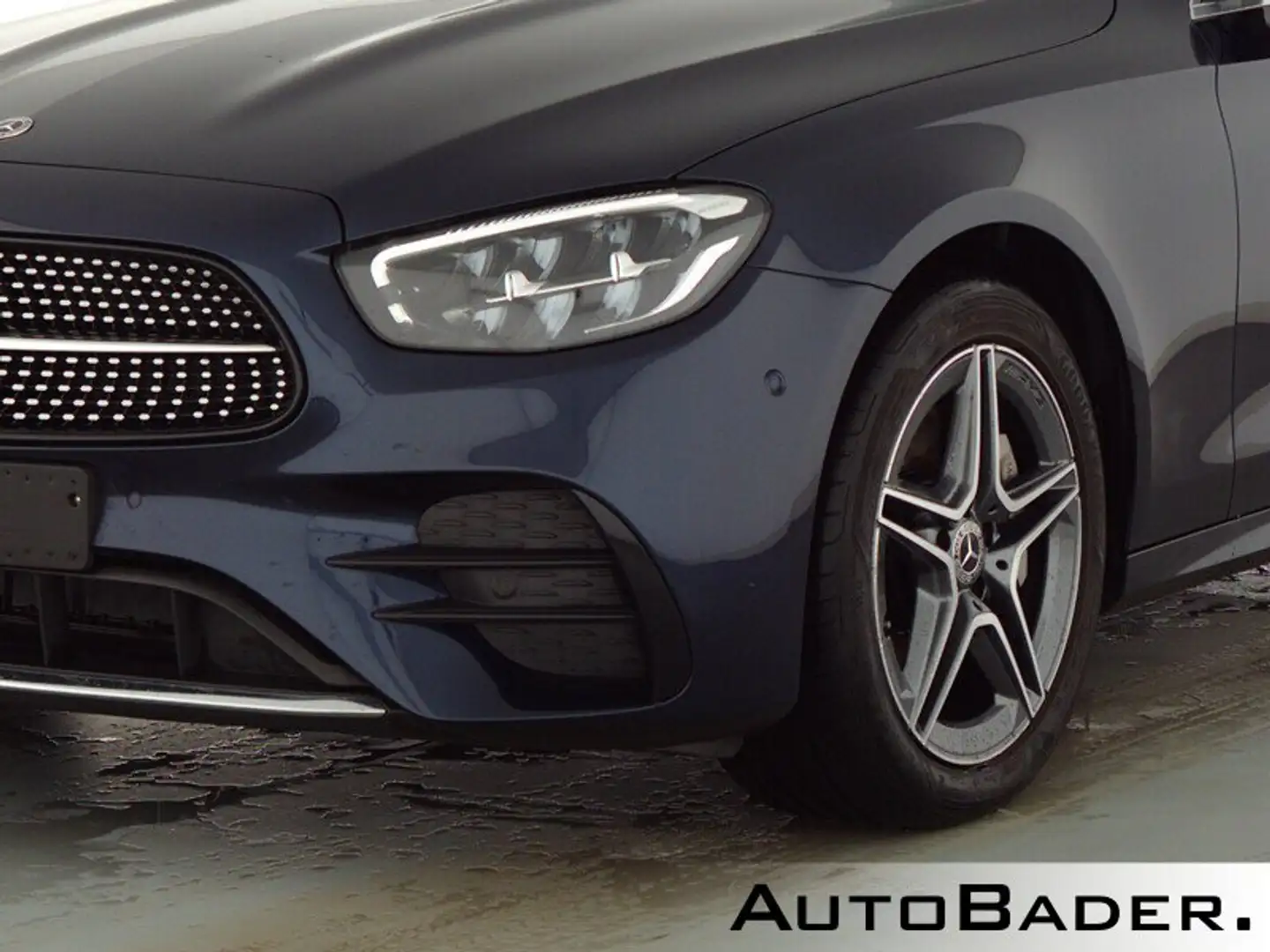 Mercedes-Benz E 300 E 300 T e AMG SD AHK DISTRO Burmester CARBON Bleu - 2