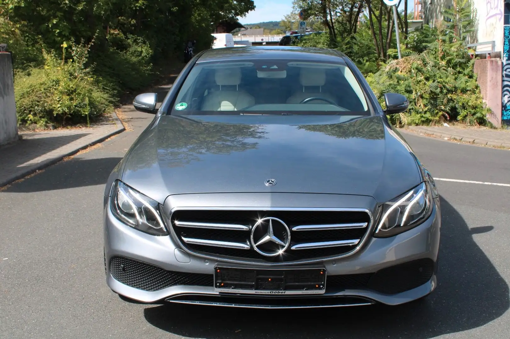 Mercedes-Benz E 350 d Lim. 210 Kw Leder Navi Kamera Facelift Gris - 2