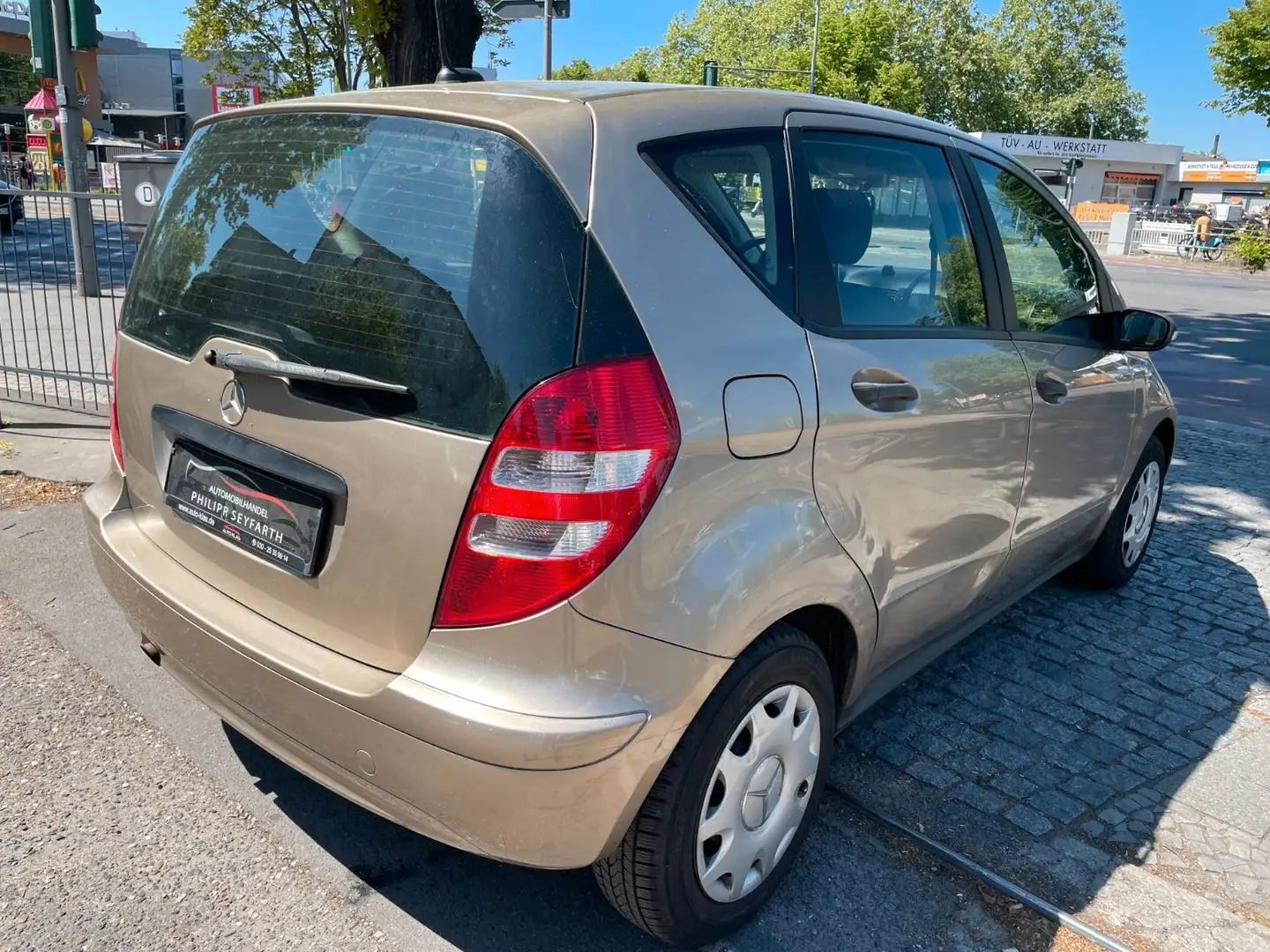 Mercedes-Benz A 150 *KLIMA*GETRIEBE GEHT IN NOTLAUF*FESTPREIS Beige - 2