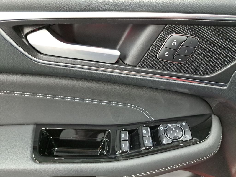 Ford S-Max 2.0 EcoBlue Aut. TITANIUM AHK RFK NAVI ACC — photo 14