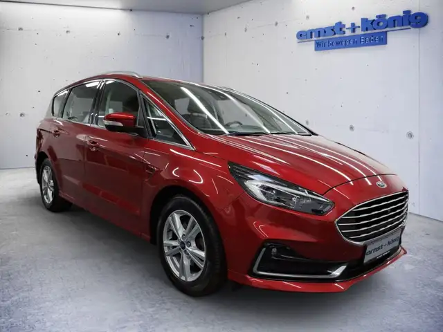 Ford S-Max view 2