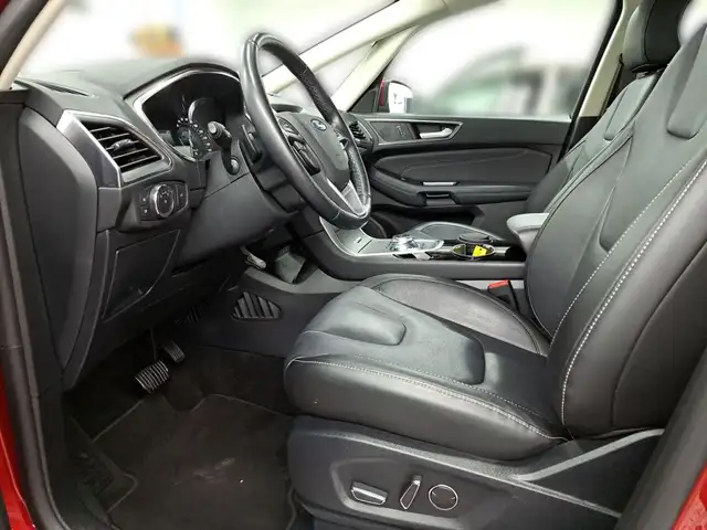 Ford S-Max view 11