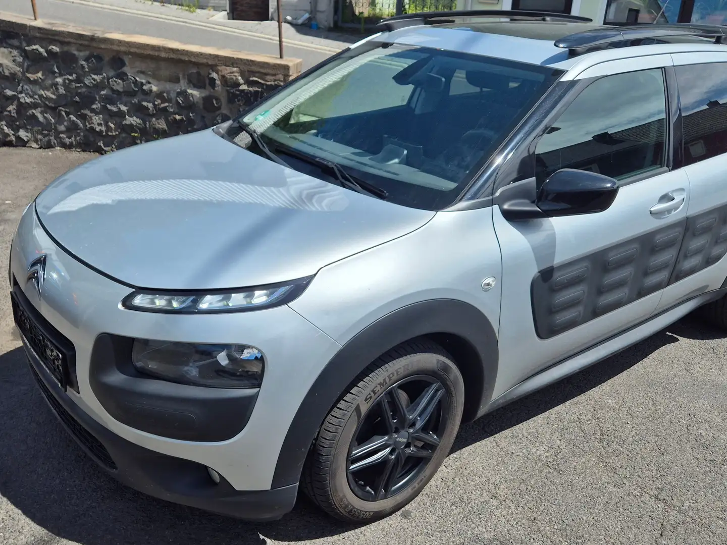 Citroen C4 Cactus Shine Silber - 1