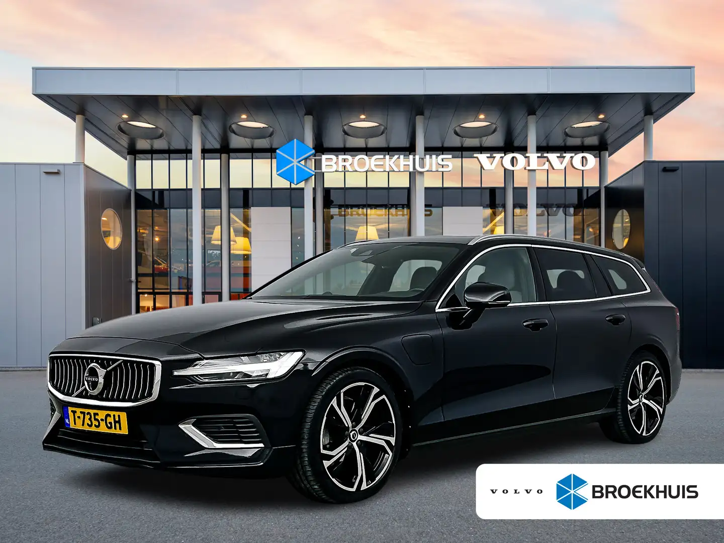 Volvo V60 T8 Recharge Inscription | 19" | Bowers & Wilkins | Schwarz - 1