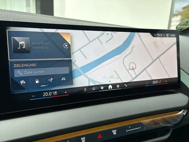BMW X3 view 6