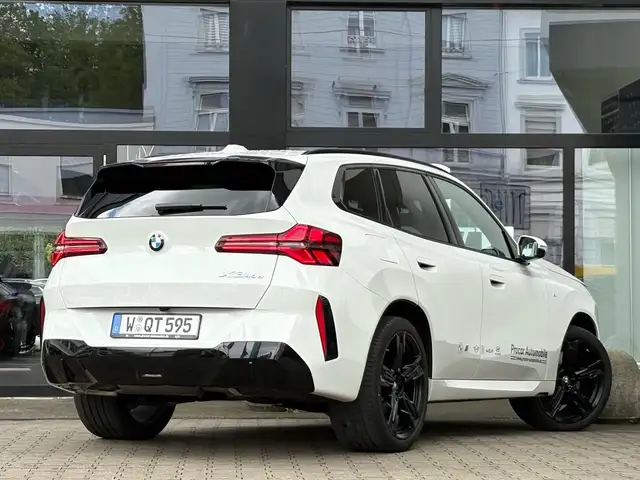 BMW X3 view 2