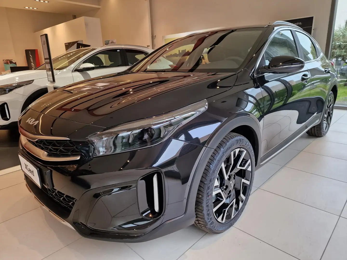 Kia XCeed 2022 - XCeed 1.0 t-gdi Gpl Business 94cv mt Noir - 1