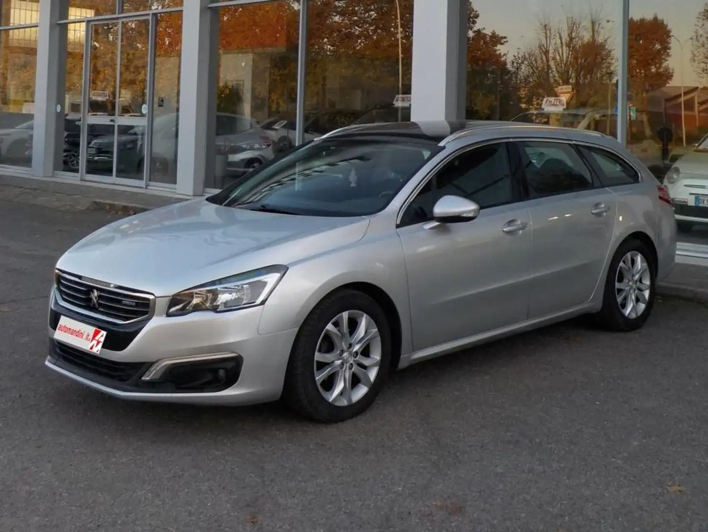Peugeot 508 508 1.6 120cv. bluehdi Allure SW -Automatica Grau - 2