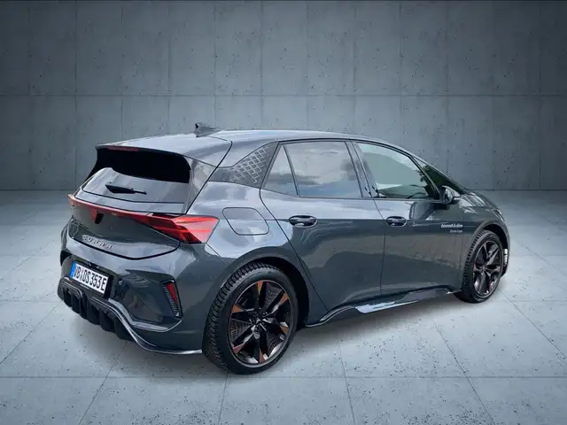 Cupra Born view 5