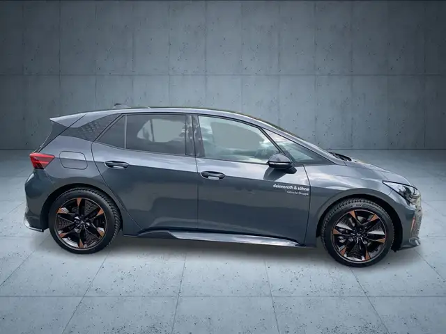 Cupra Born view 6