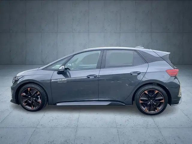 Cupra Born view 2