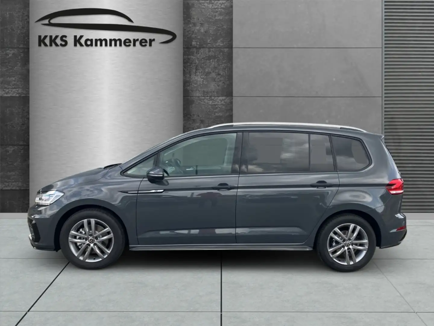 Volkswagen Touran Comfortl. R-Line 7 Sitze AHK El. Heckklappe App AC Grijs - 2