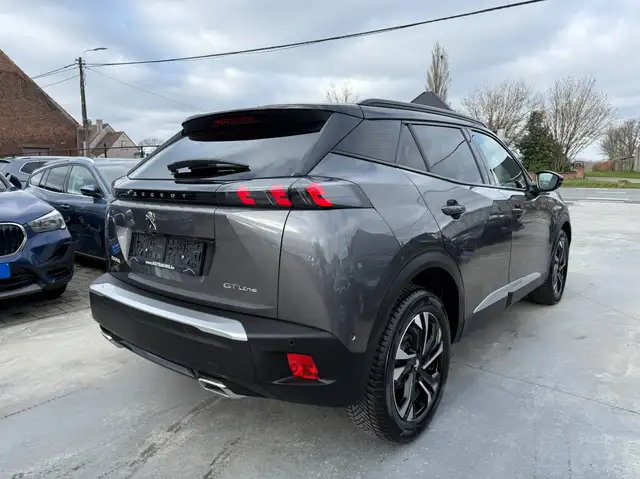 Peugeot 2008 view 6