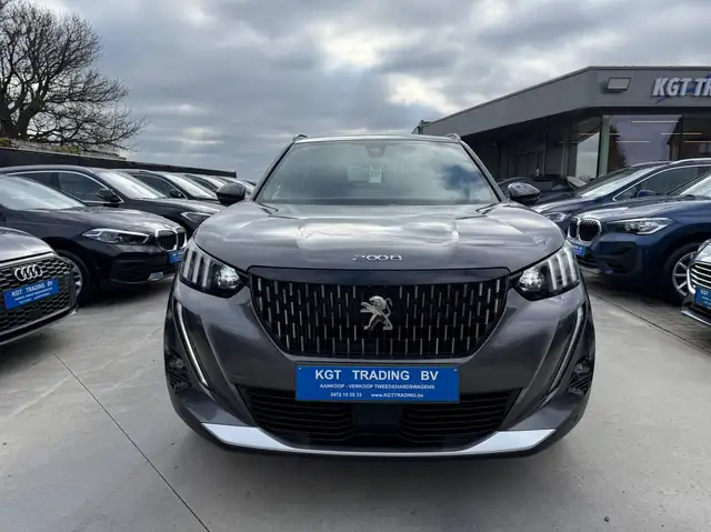 Peugeot 2008 view 3