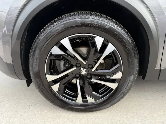 Peugeot 2008 view 13