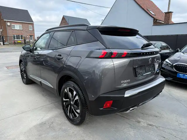 Peugeot 2008 view 8