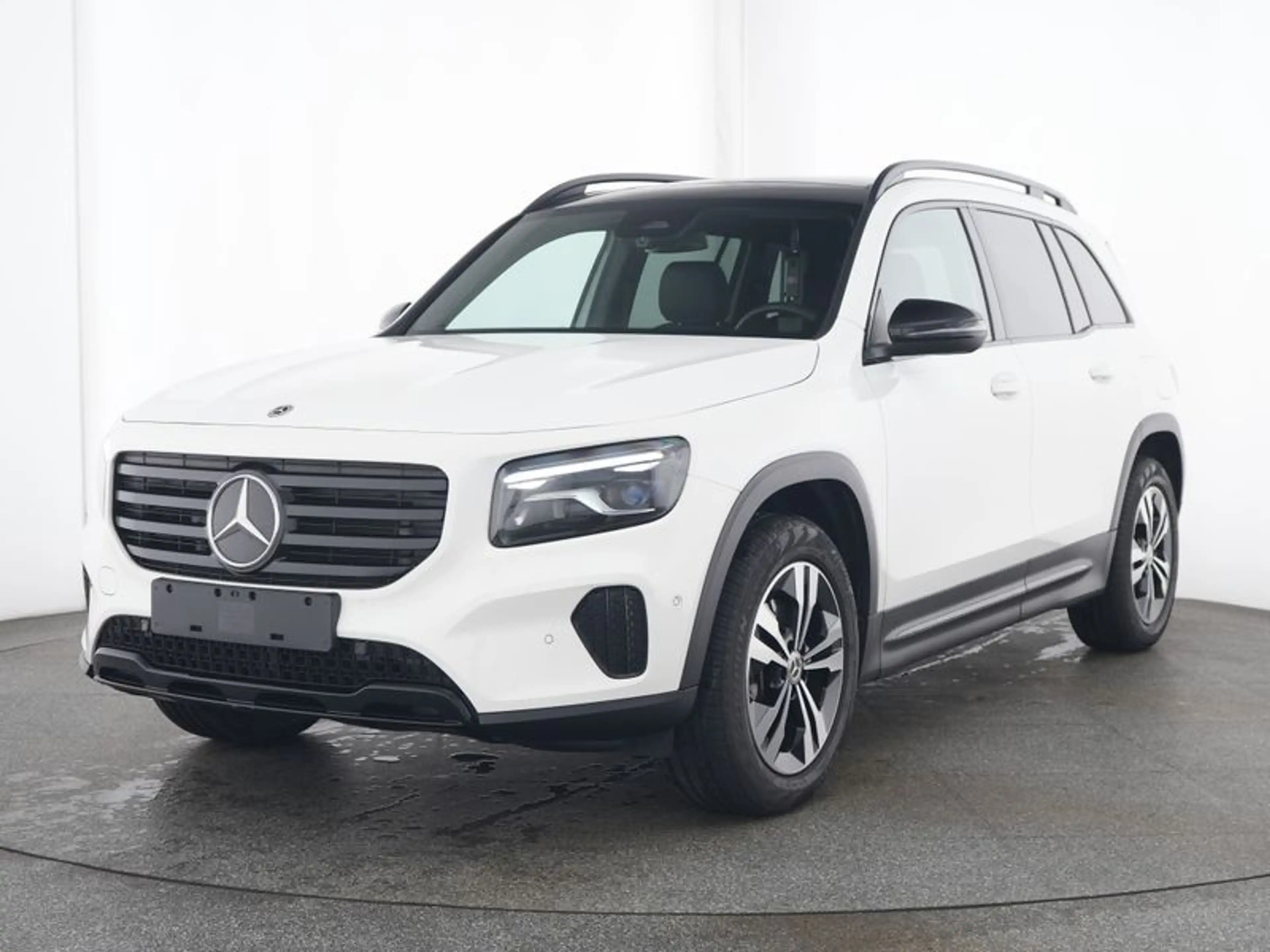 Mercedes-Benz GLB 180 , NIGHT PROGRESSIVE MULTI AHK KAMERA PDC — photo 2