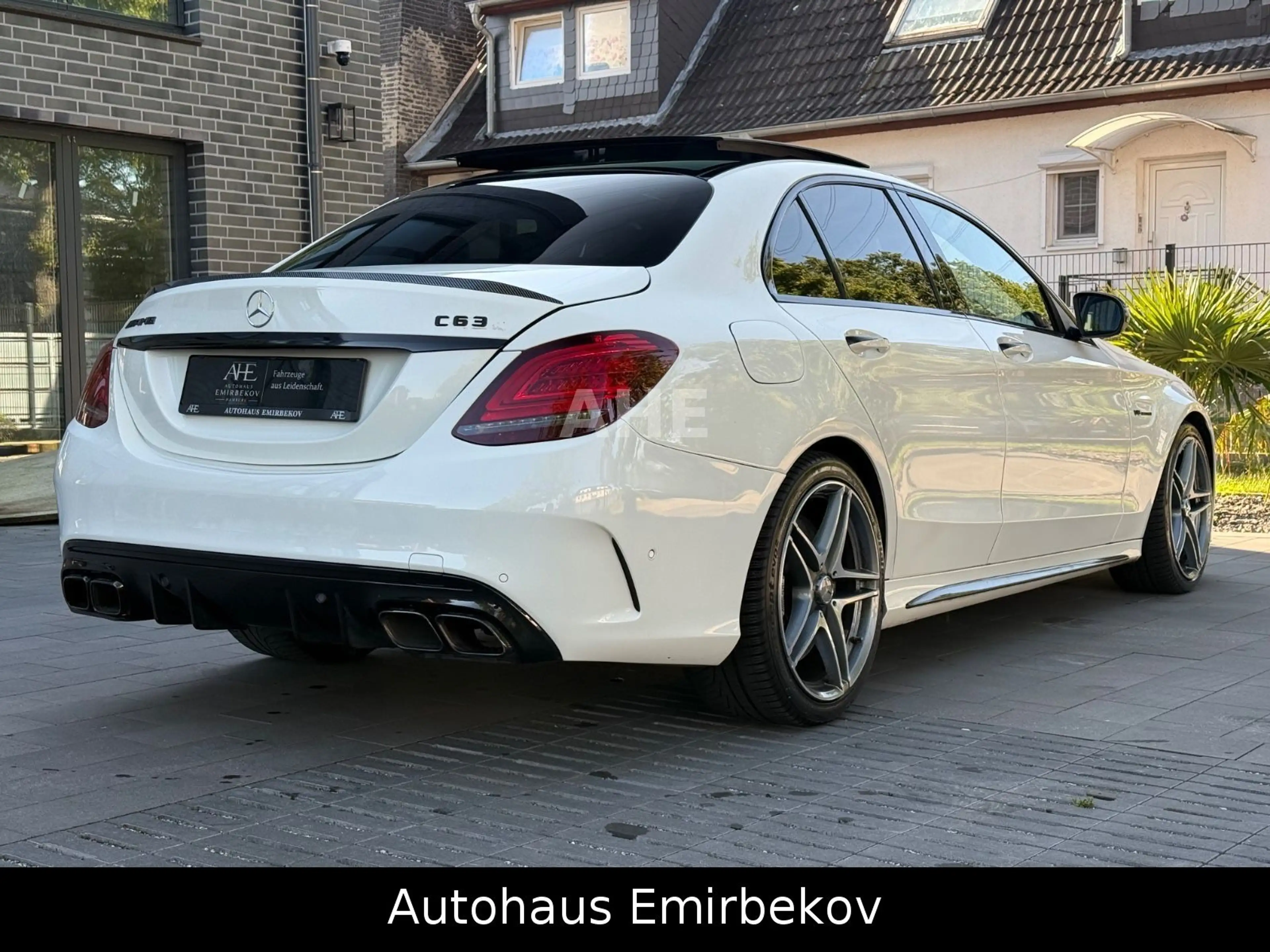 Mercedes-Benz C 63 AMG Lim BUR/Perf.AGA/PANO/AMG-DRIVE/Schalen — photo 7