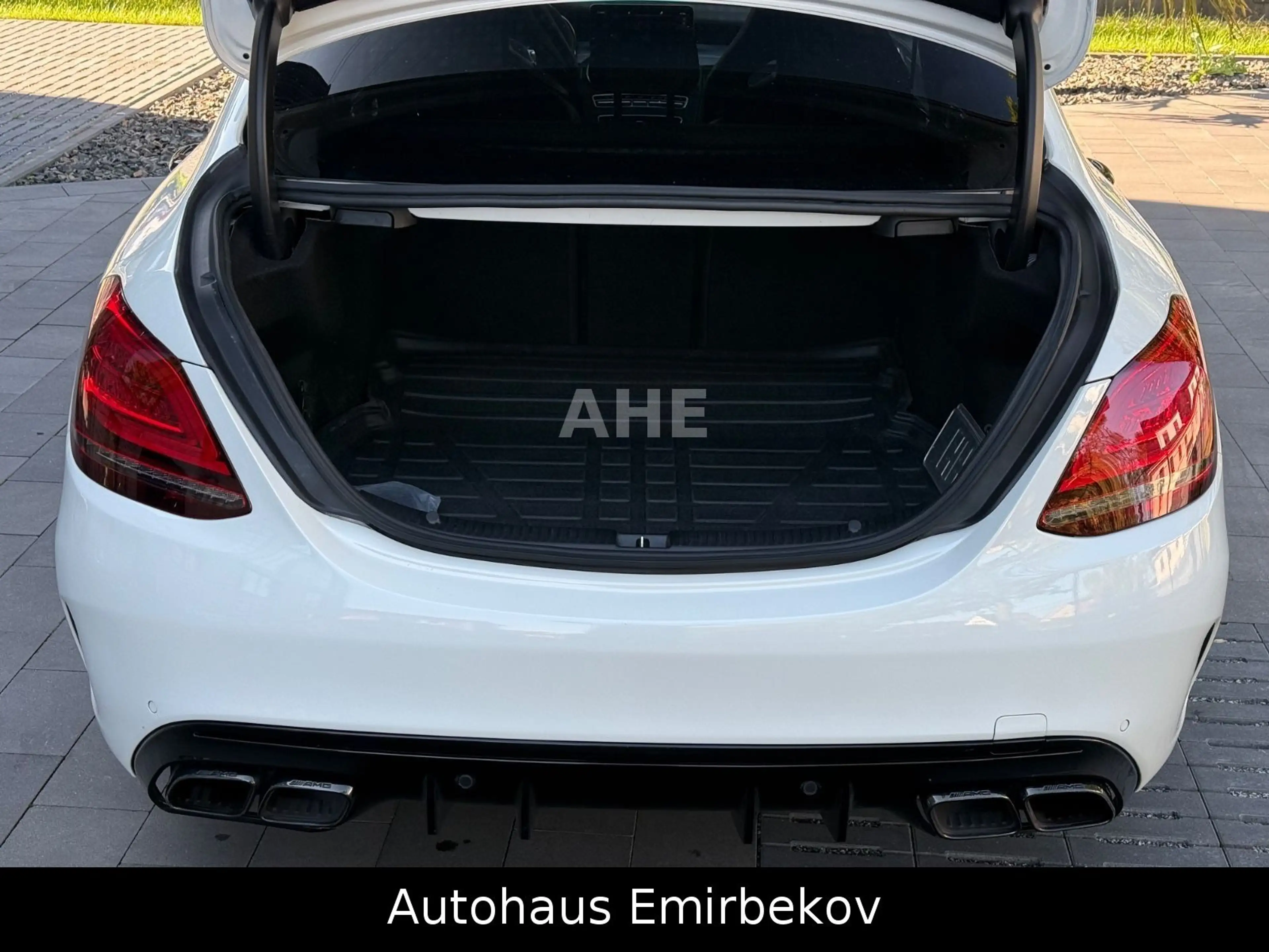 Mercedes-Benz C 63 AMG Lim BUR/Perf.AGA/PANO/AMG-DRIVE/Schalen — photo 15