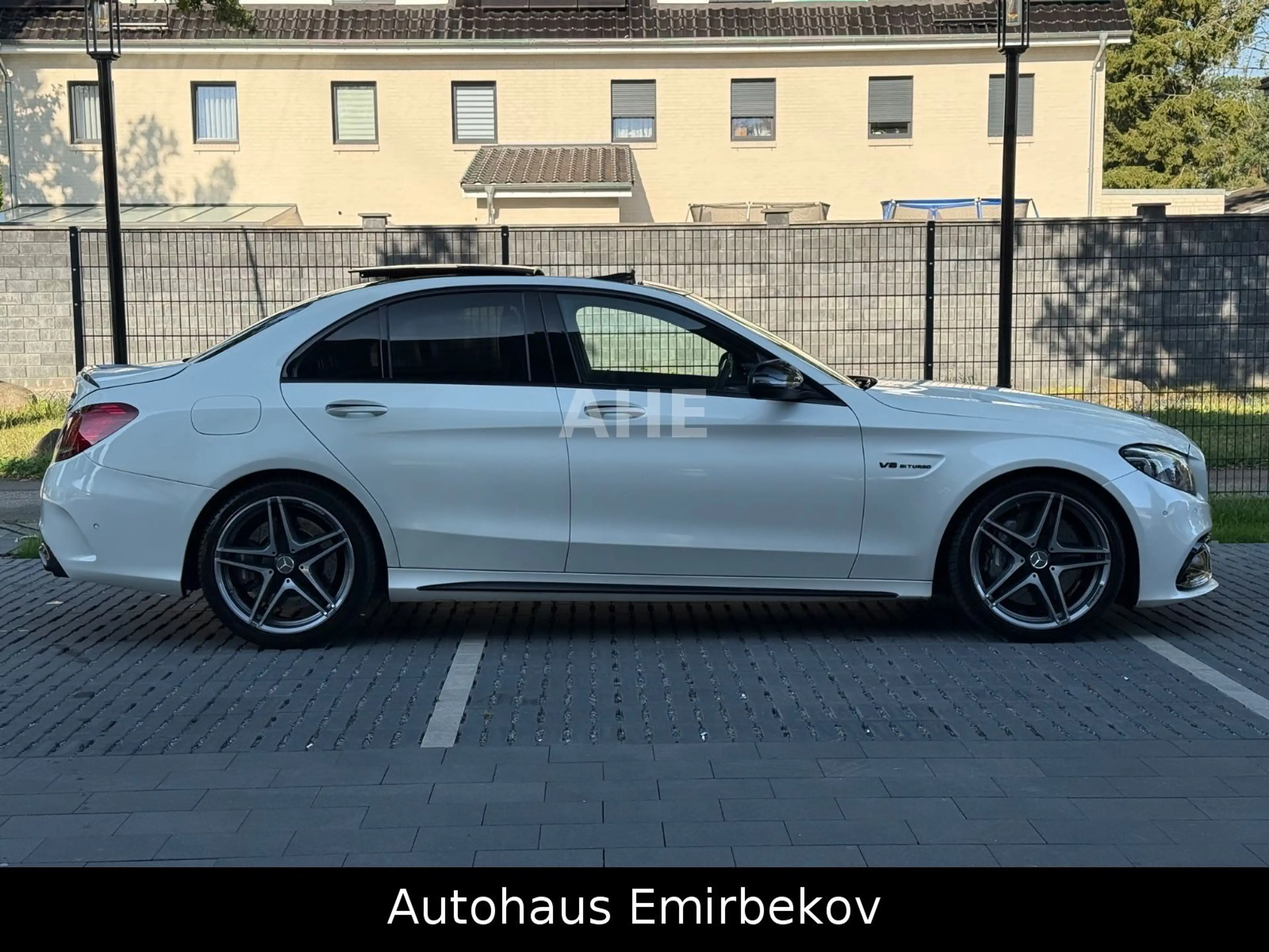 Mercedes-Benz C 63 AMG Lim BUR/Perf.AGA/PANO/AMG-DRIVE/Schalen — photo 8