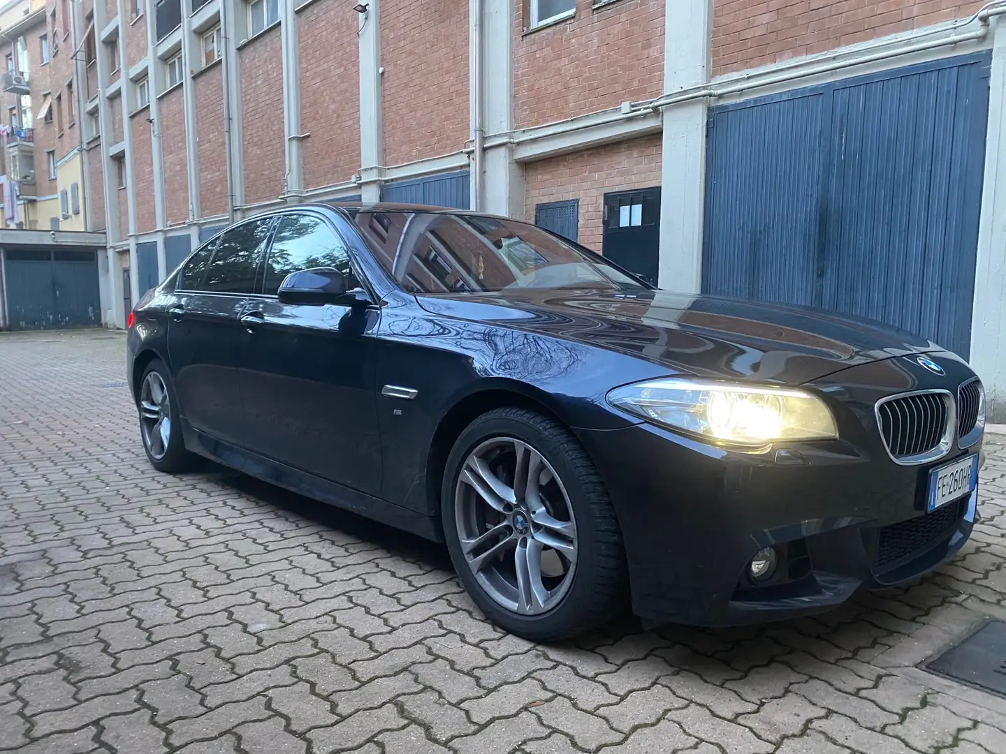 BMW 525 d xdrive Msport auto E6 (APPENA GOMMATA) Blauw - 2