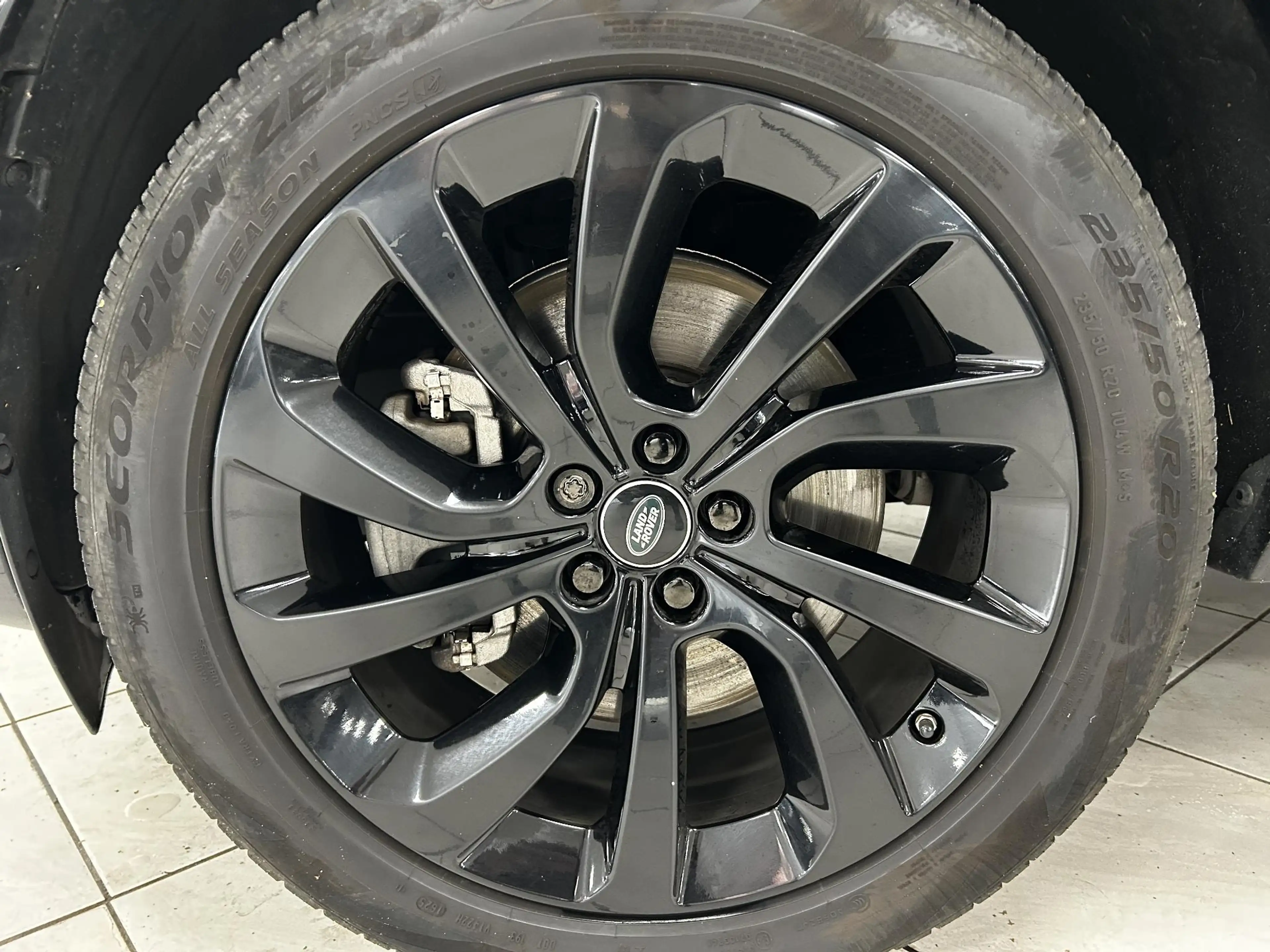 Land Rover Discovery Sport 1.5 P300e PHEV Dynamic HSE PANORAMADAK | RONDOM ZI — photo 24
