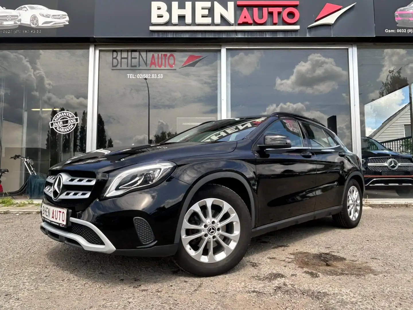 Mercedes-Benz GLA 180 /56.620 KM/NAVI/AIRCO/CAMERA/GARANTIE 12 MOIS Noir - 1