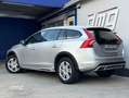 Volvo V60 Cross Country D3 Momentum Aut. Plateado - thumbnail 2
