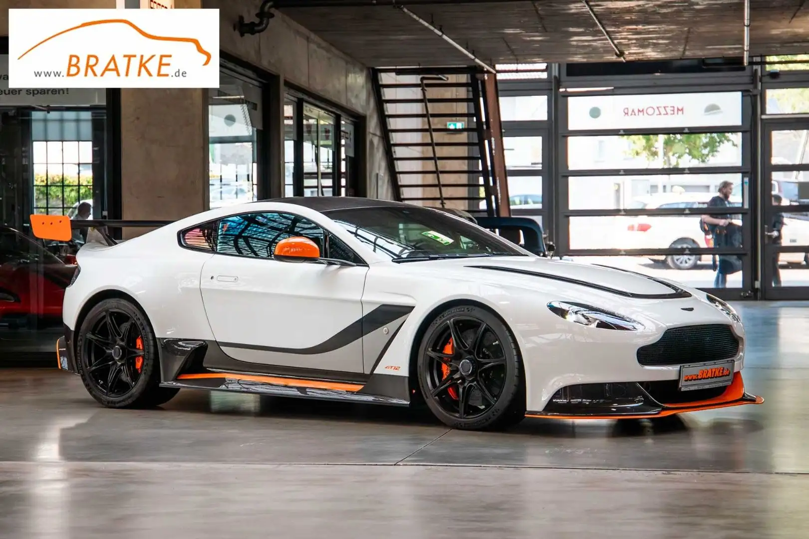Aston Martin Vantage GT 12 limitiert No.81 v. 100 weltweit Beyaz - 2