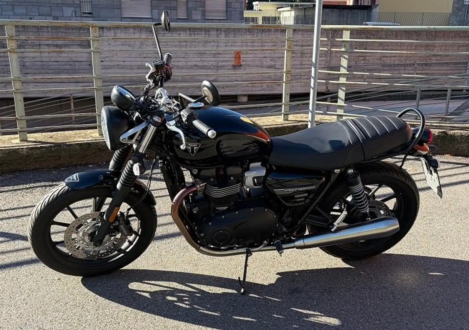 Triumph Speed Twin Triumph Speed Twin 900 Nero - 2