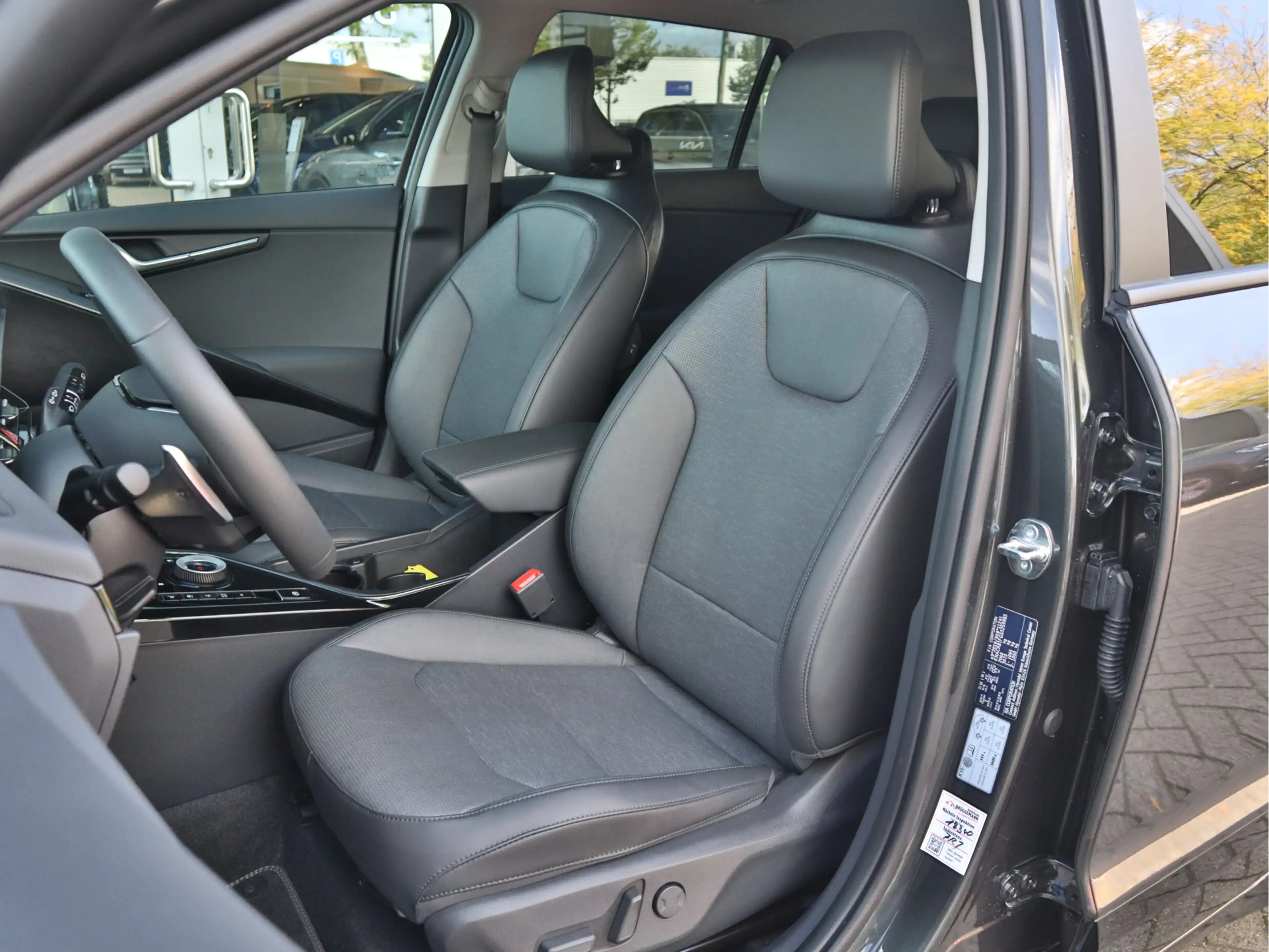 Kia Niro 1.6 GDi PHEV Plug-In-Hybrid ExecutiveLine 4.215km! — photo 12