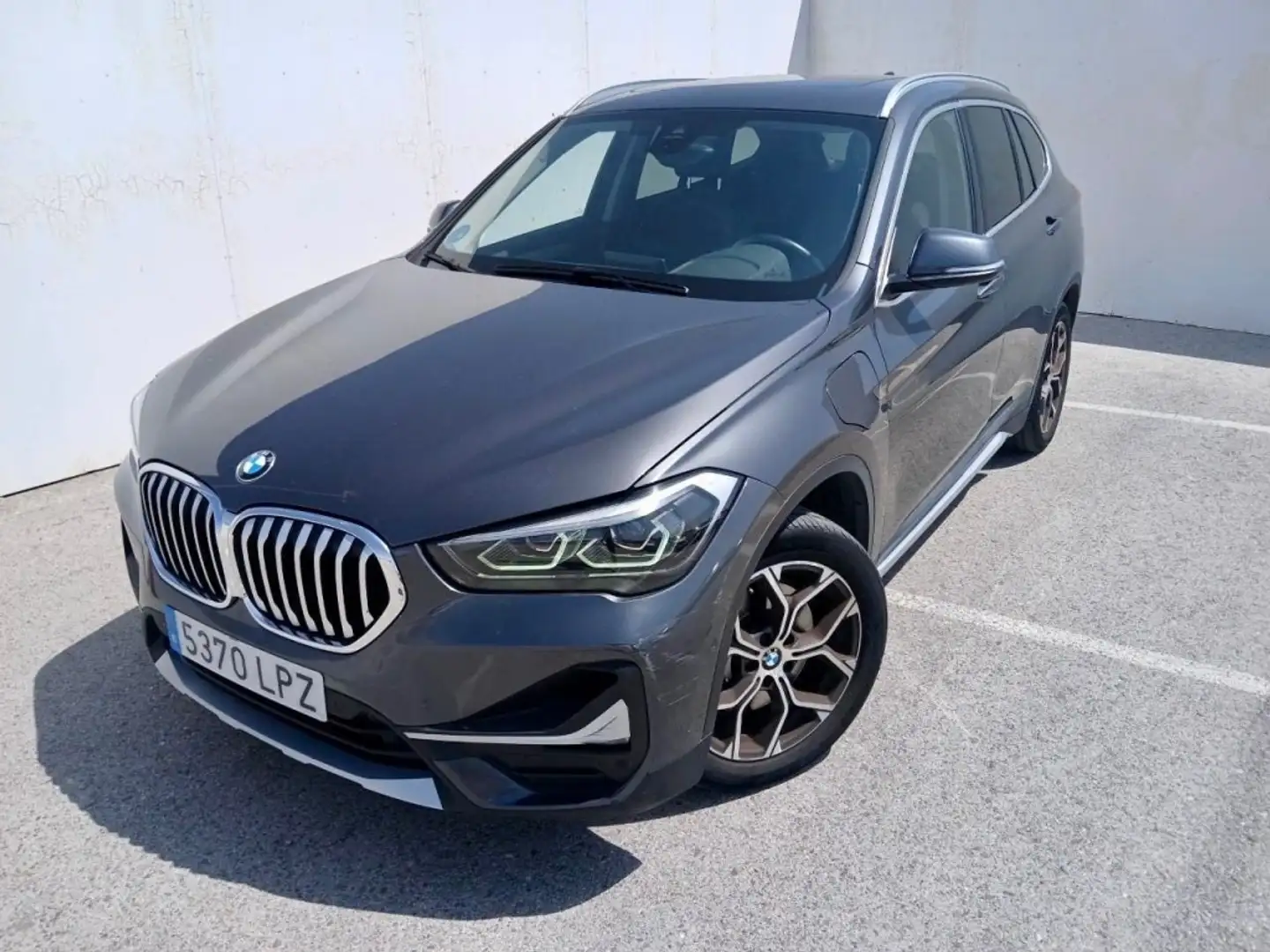 BMW X1 xDrive25eA Gris - 2