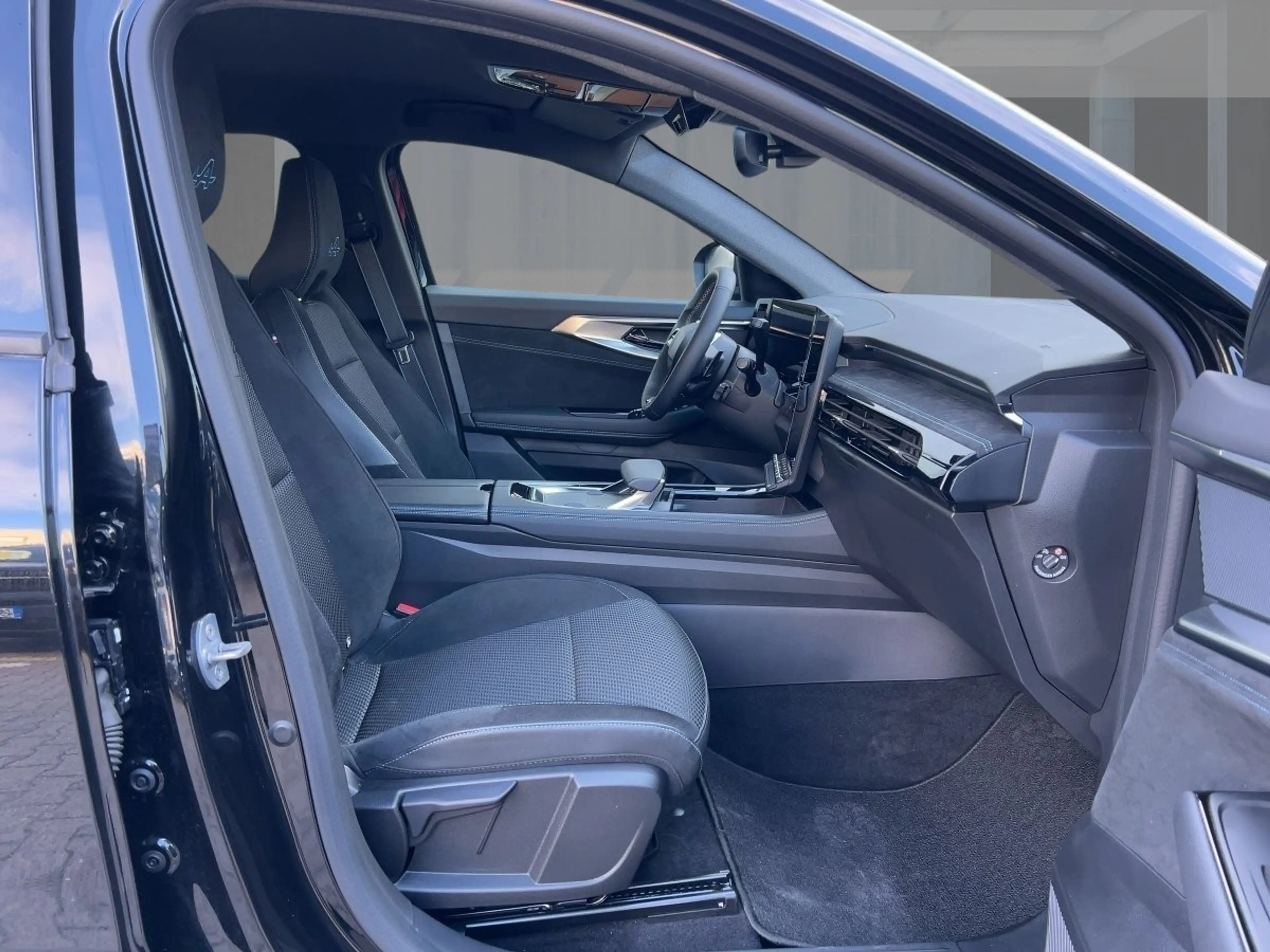 Renault Austral 1.3 TCE 160 Techno Esprit Alpine — photo 8
