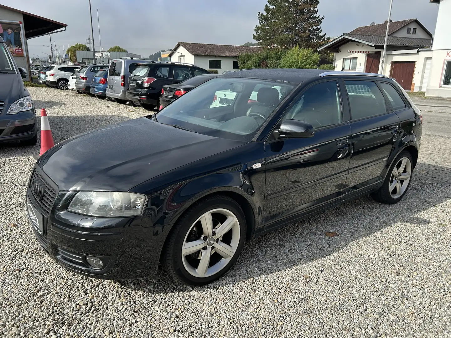 Audi A3 2.0 TDI S line Sportpaket plus Aut.Xenon Leder Noir - 1