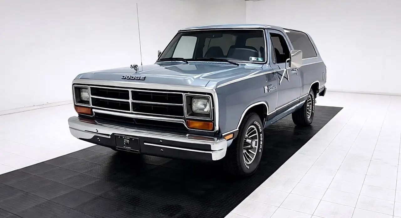 Dodge 150 LE, foto 1