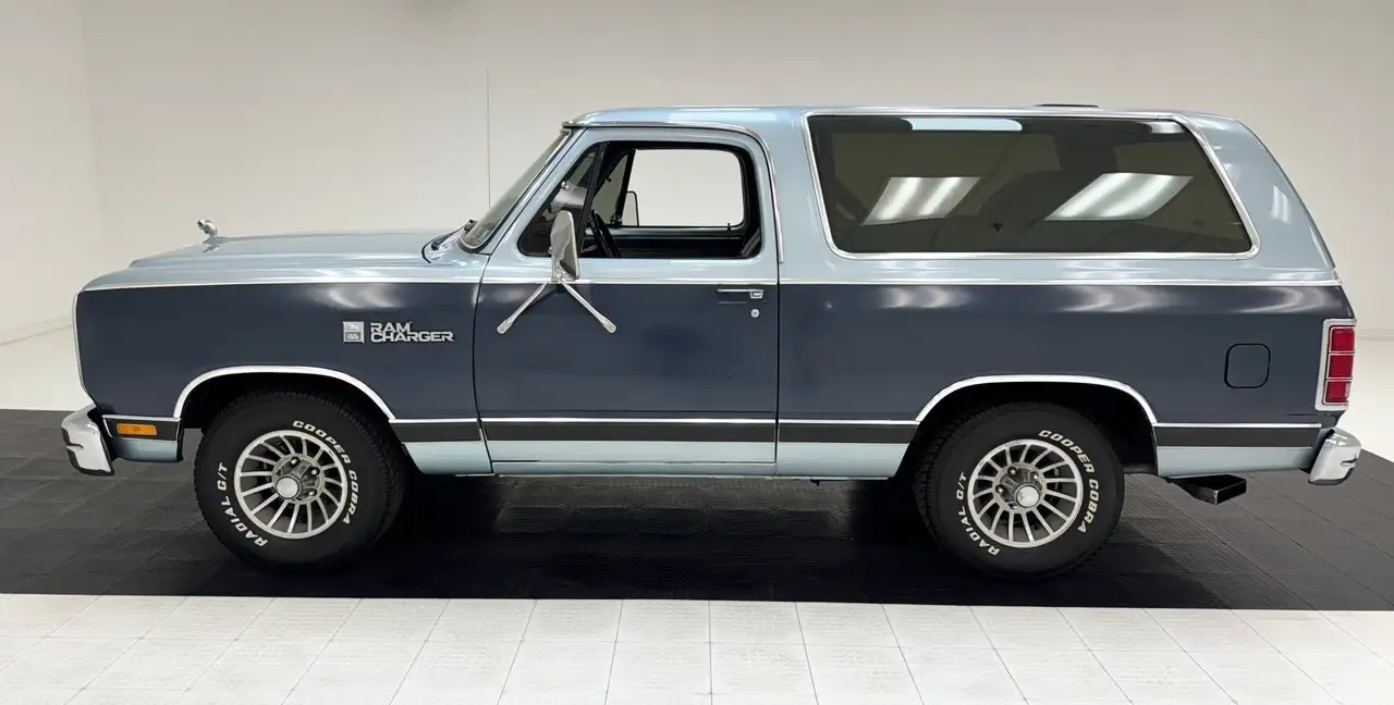 Dodge 150 LE, foto 2