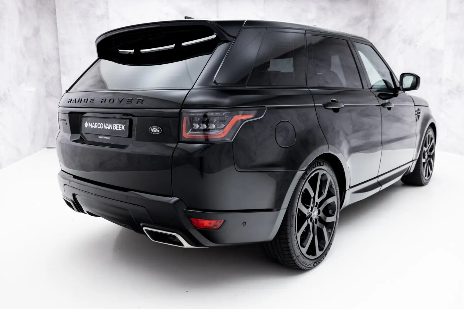 Land Rover Range Rover Sport 4.4 SDV8 Autobiography Dynamic | Pano | Stoelkoeli Noir - 2