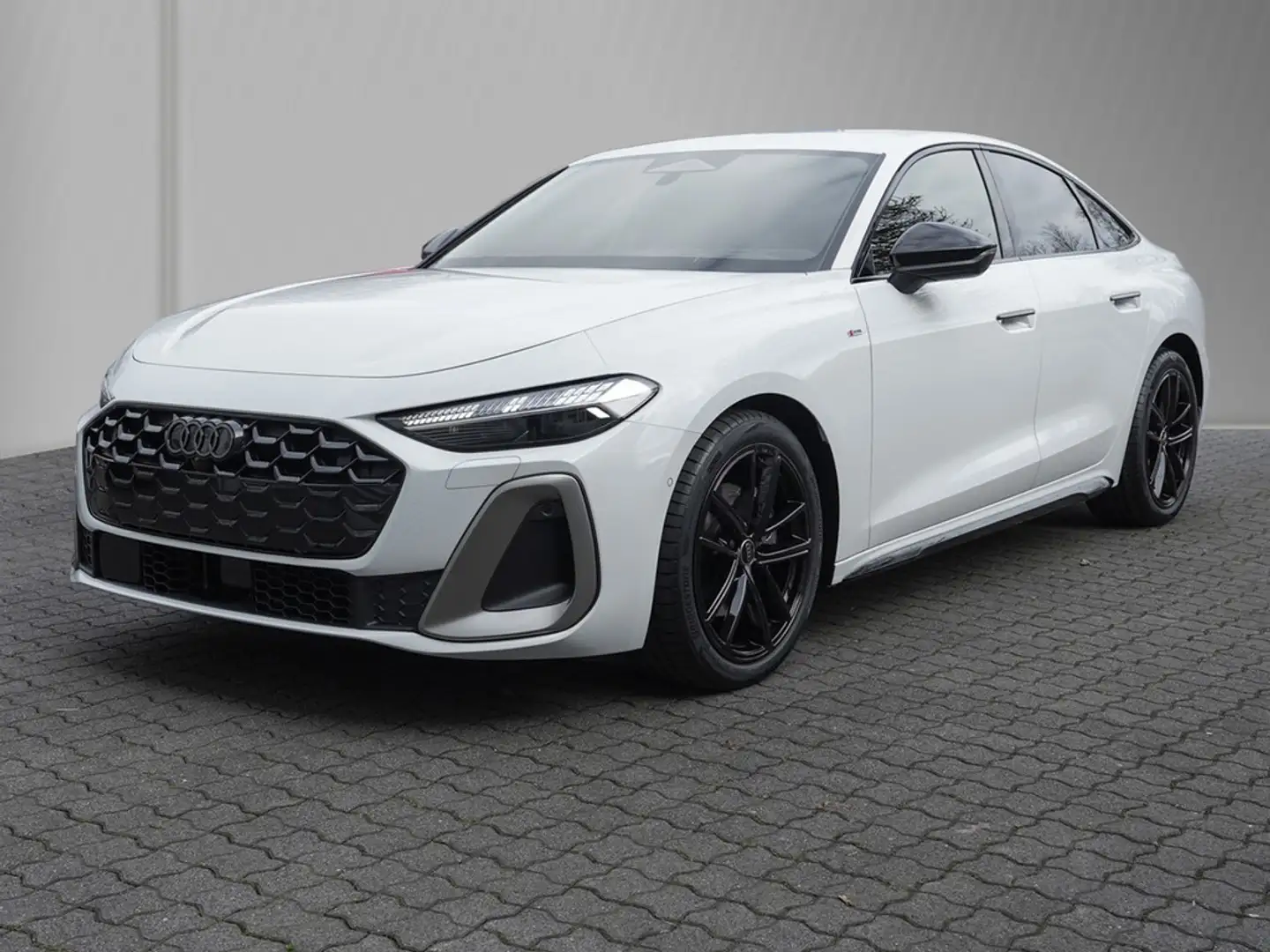 Audi A5 Lim. TFSI edition one S line Tech pro, B+O Weiß - 2