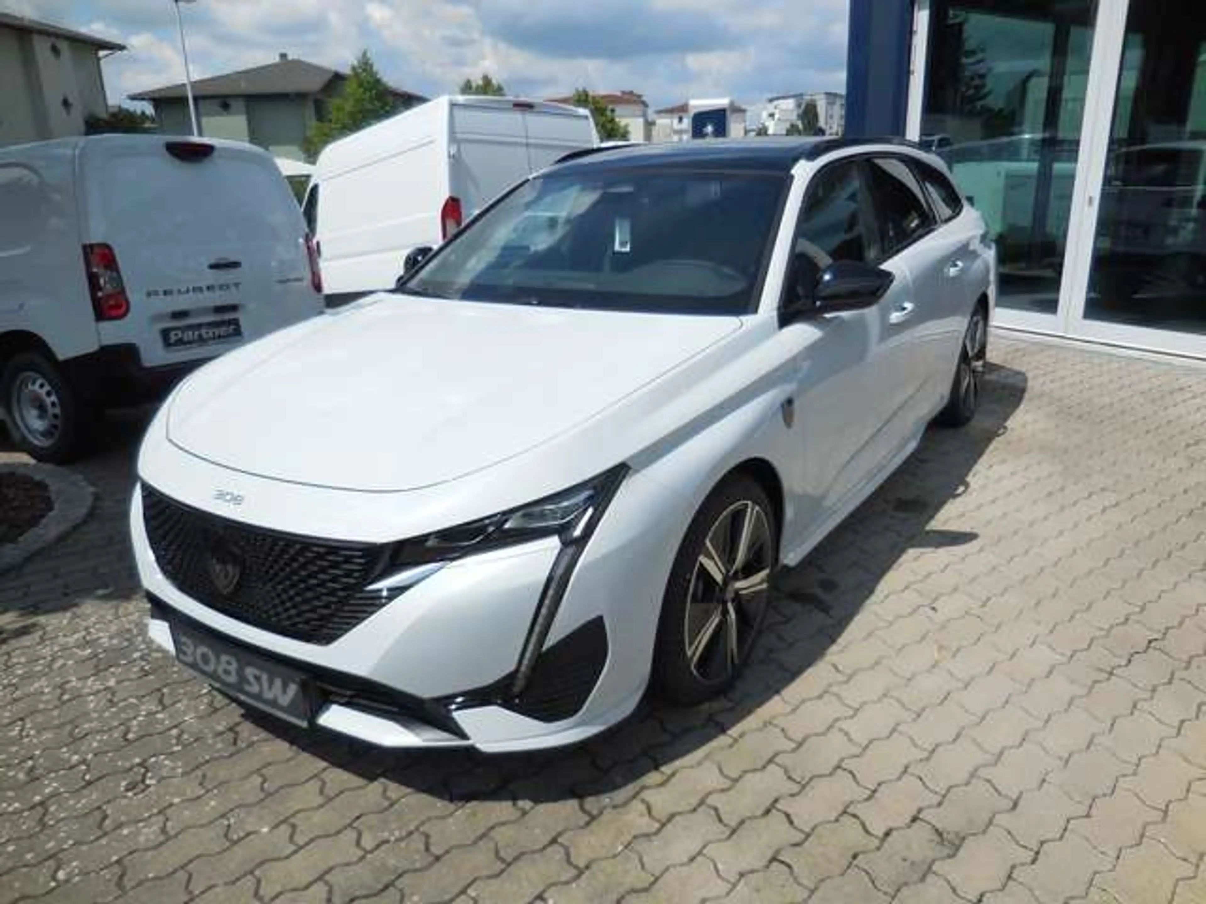 Peugeot 308 SW GT Hybrid 145 e-DSC6*360° Kam.-Schiebedach*