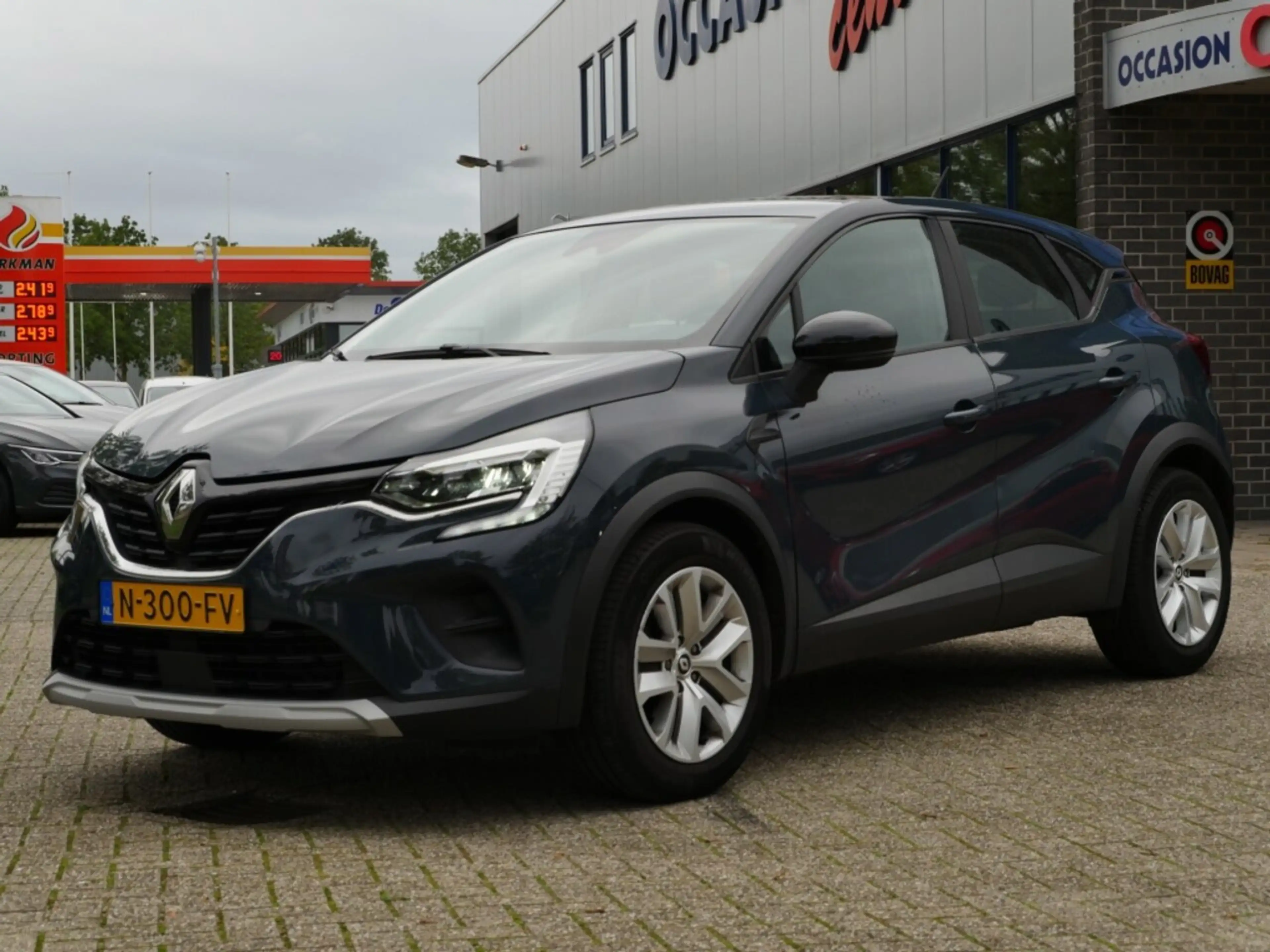 Renault Captur 1.0 TCe 90 Zen — photo 7