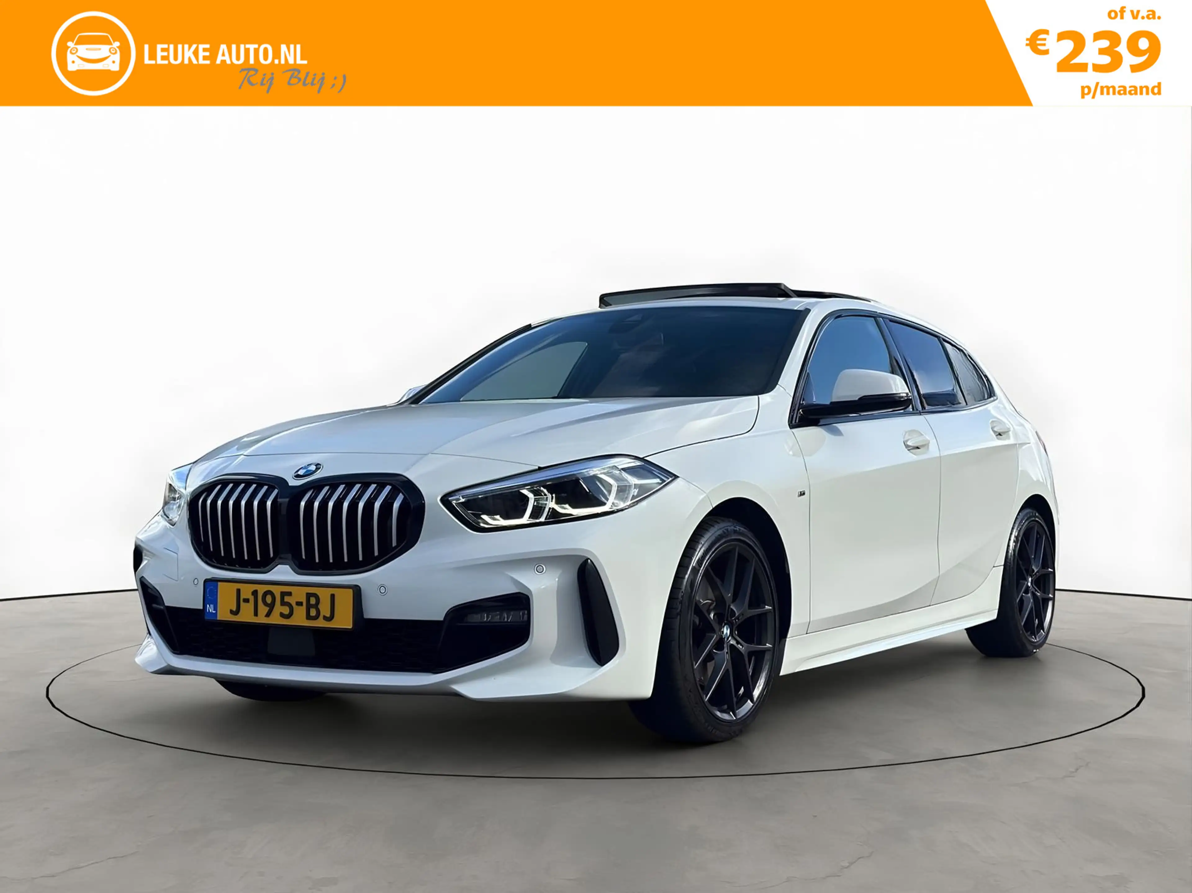 BMW 118 1-serie 118i 140PK M-Sport Shadow Pano Harman-Kard